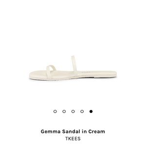 BNWT - TKEES Gemma Sandal - size 8
